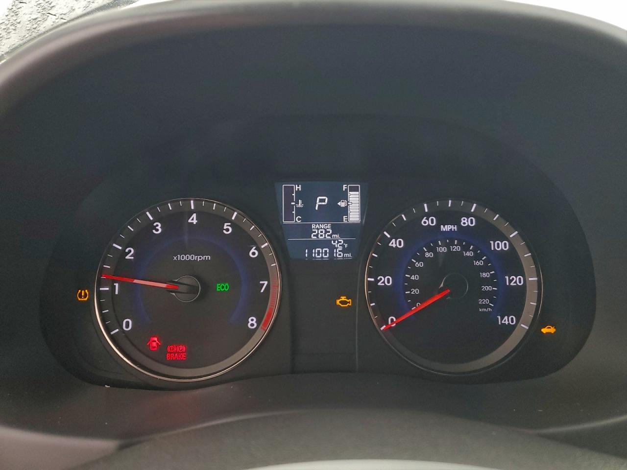 2017 HYUNDAI ACCENT SE photo 9