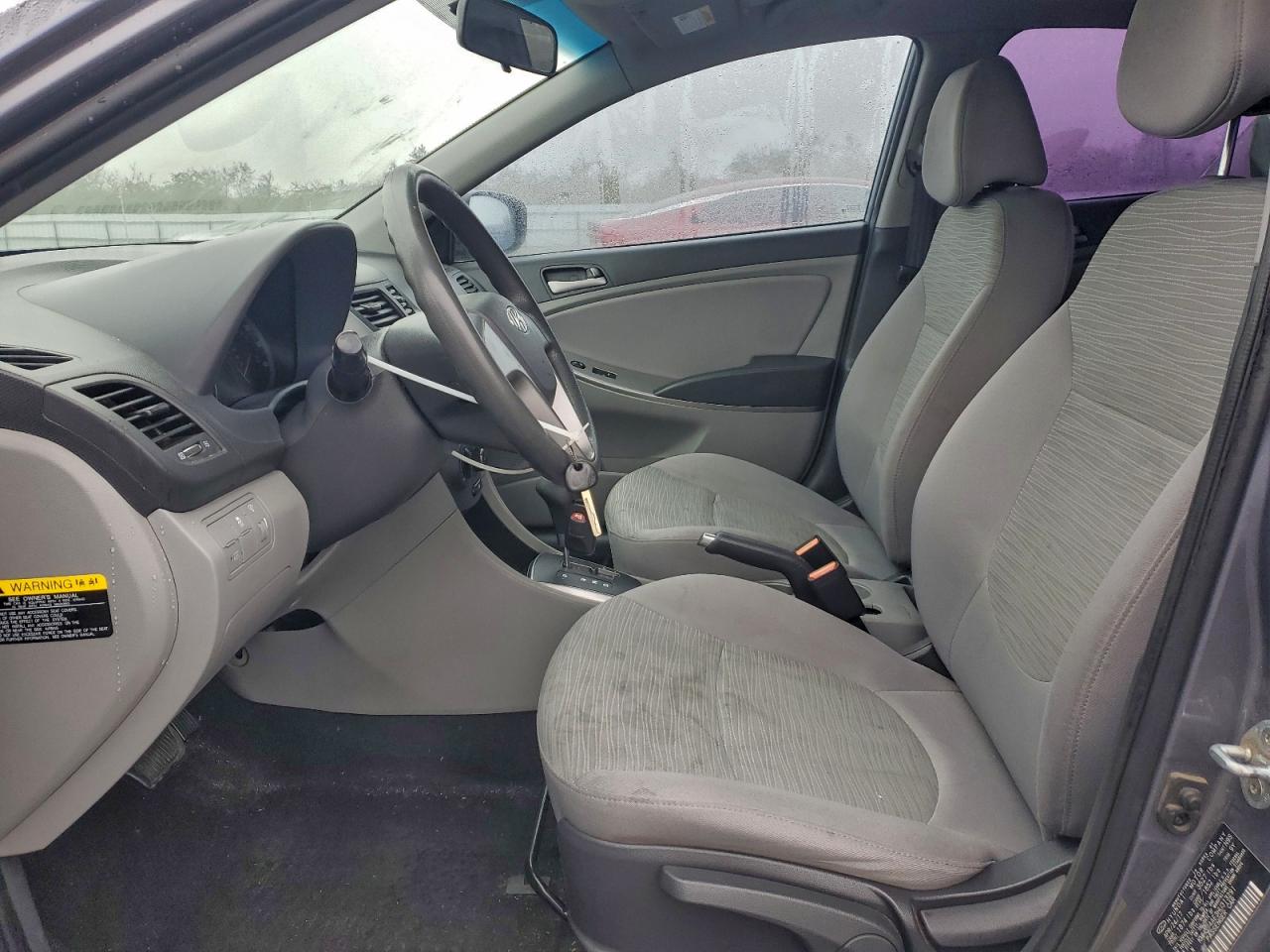 2017 HYUNDAI ACCENT SE photo 7