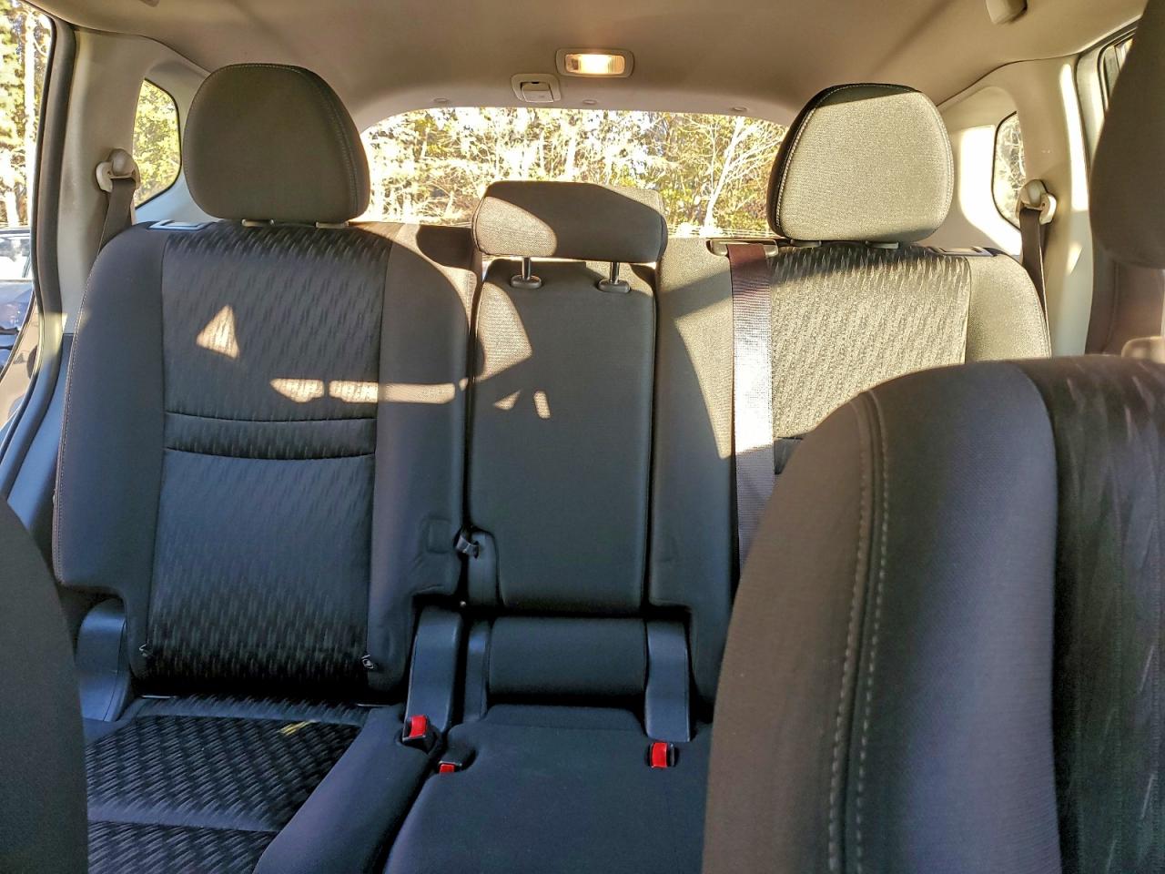 2020 NISSAN ROGUE S photo 10