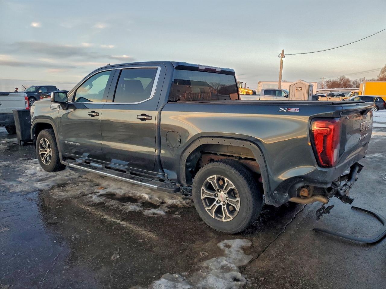 2019 GMC SIERRA K1500 SLE photo 3