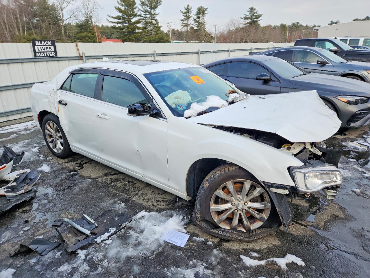 2016 CHRYSLER 300 LIMITED photo 10