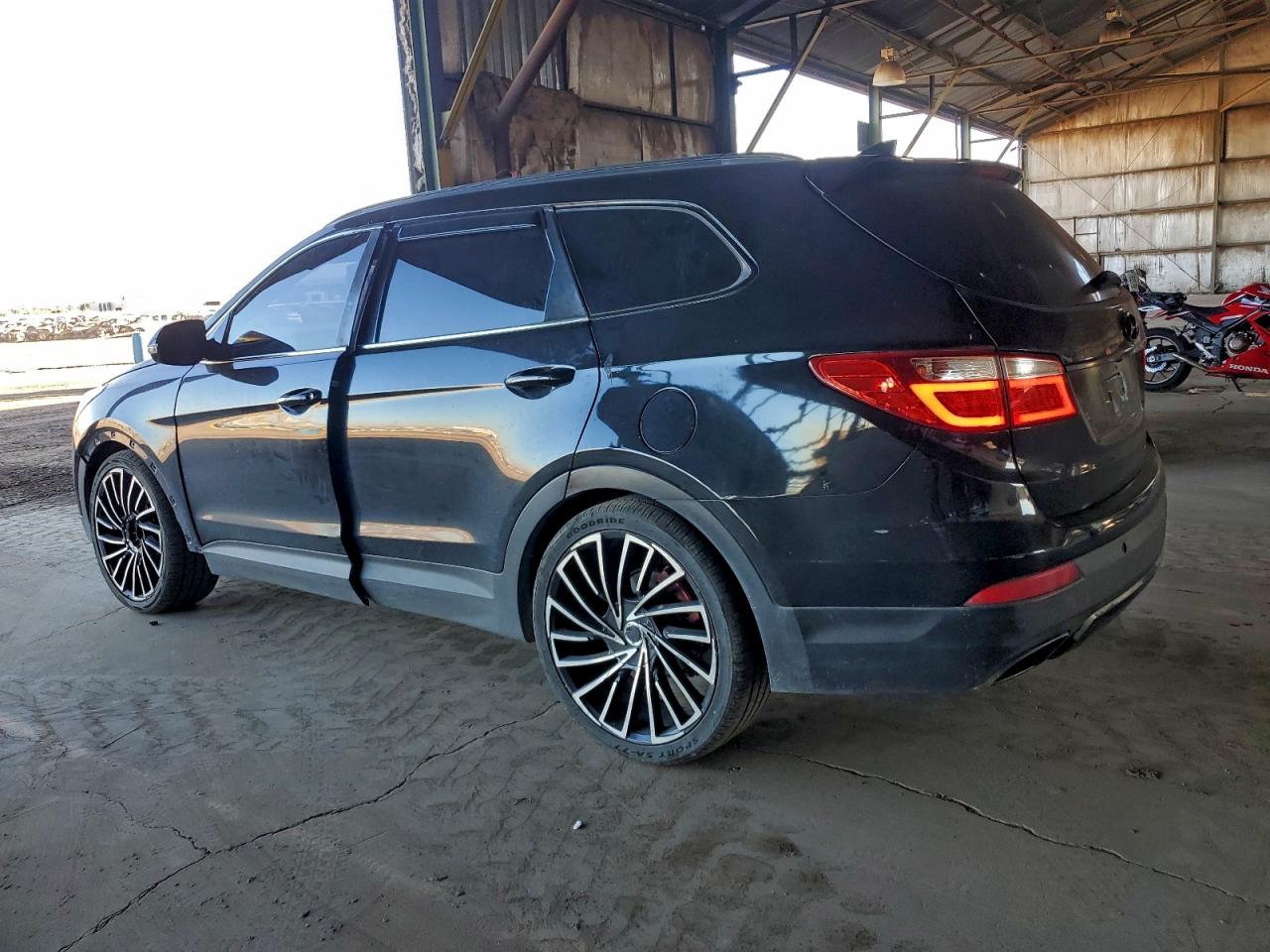 2014 HYUNDAI SANTA FE GLS photo 2