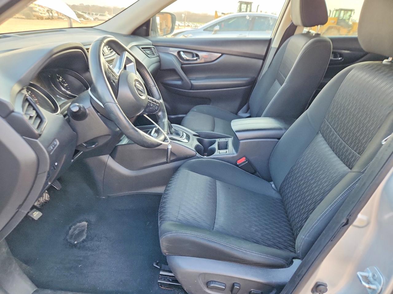 2019 NISSAN ROGUE S photo 7