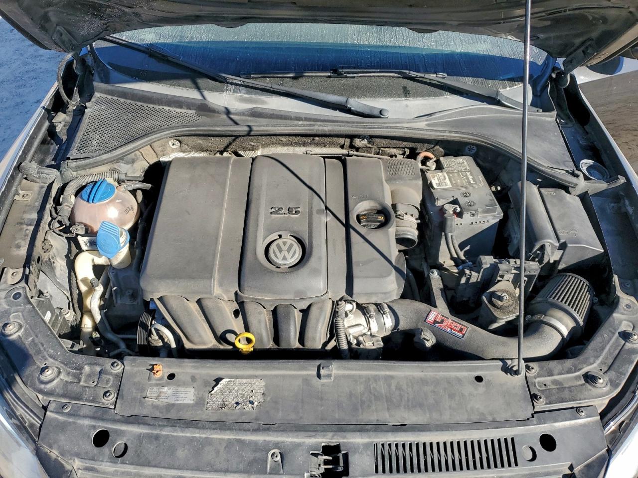 2012 VOLKSWAGEN PASSAT SE photo 11