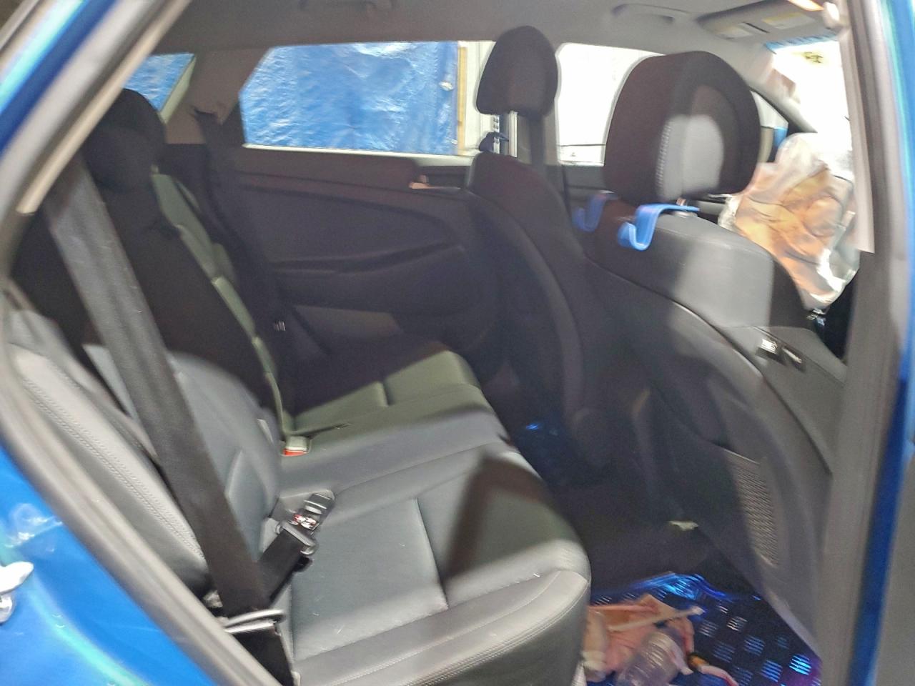 2017 HYUNDAI TUCSON SE photo 11