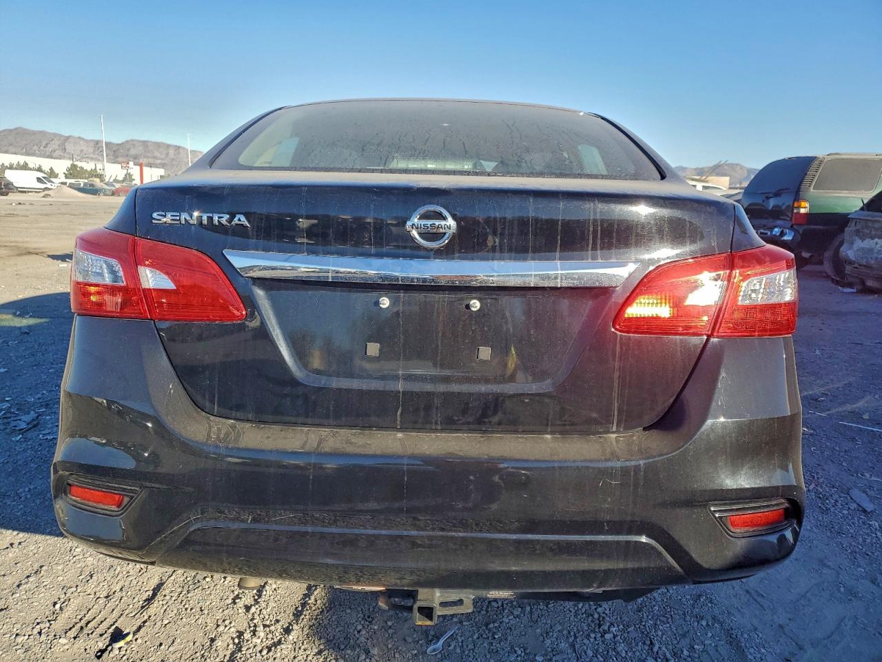 2017 NISSAN SENTRA S photo 6