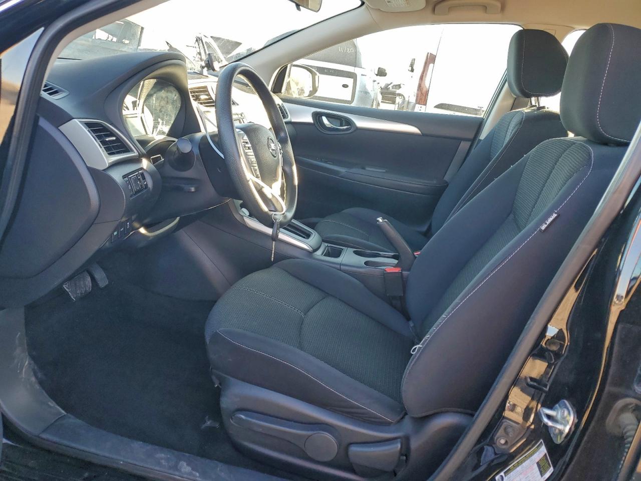 2017 NISSAN SENTRA S photo 7
