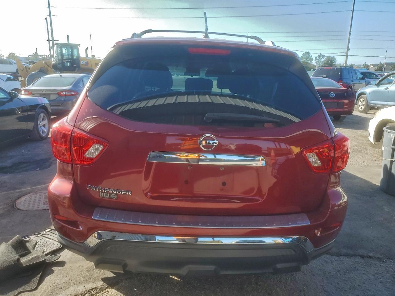 2017 NISSAN PATHFINDER S photo 16