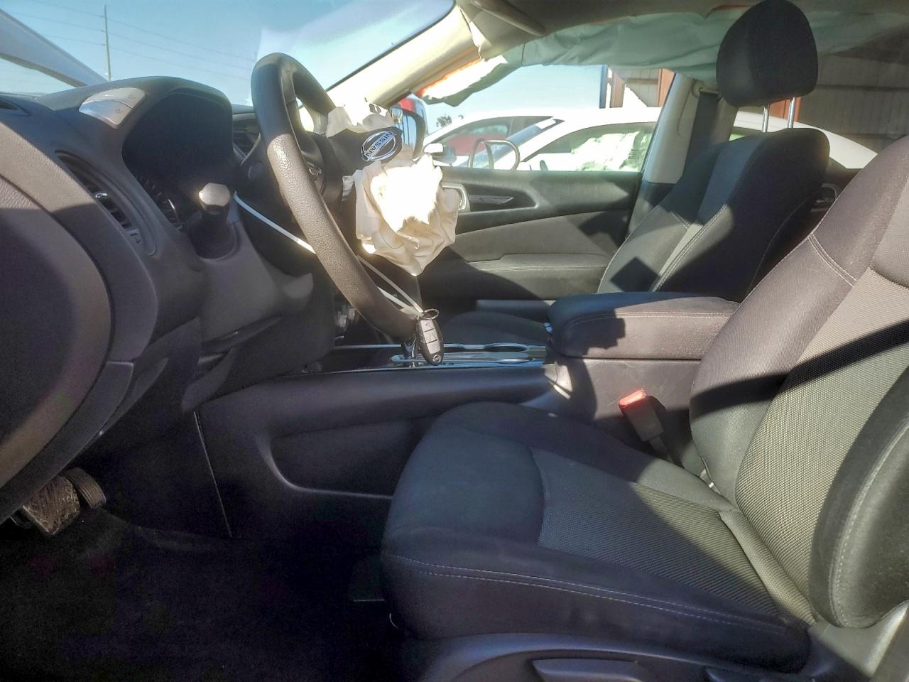 2017 NISSAN PATHFINDER S photo 19