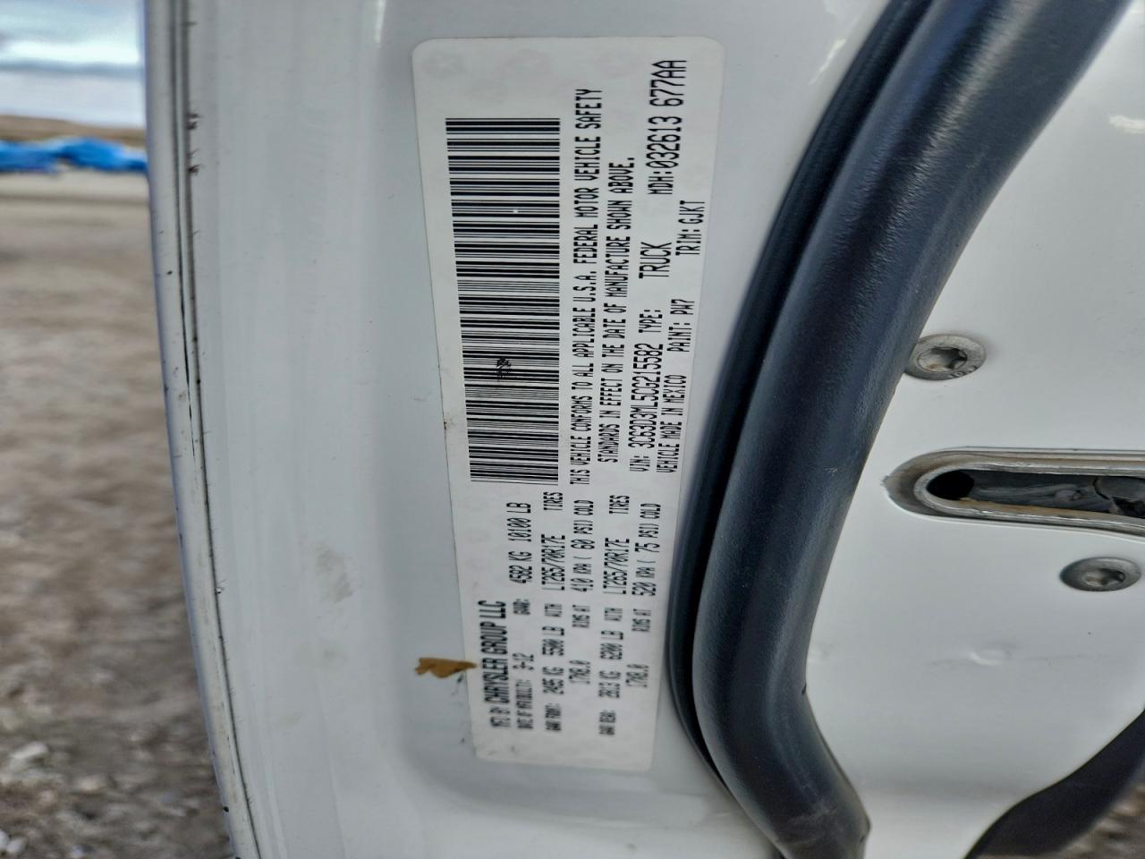 2012 DODGE RAM 3500 LARAMIE photo 34