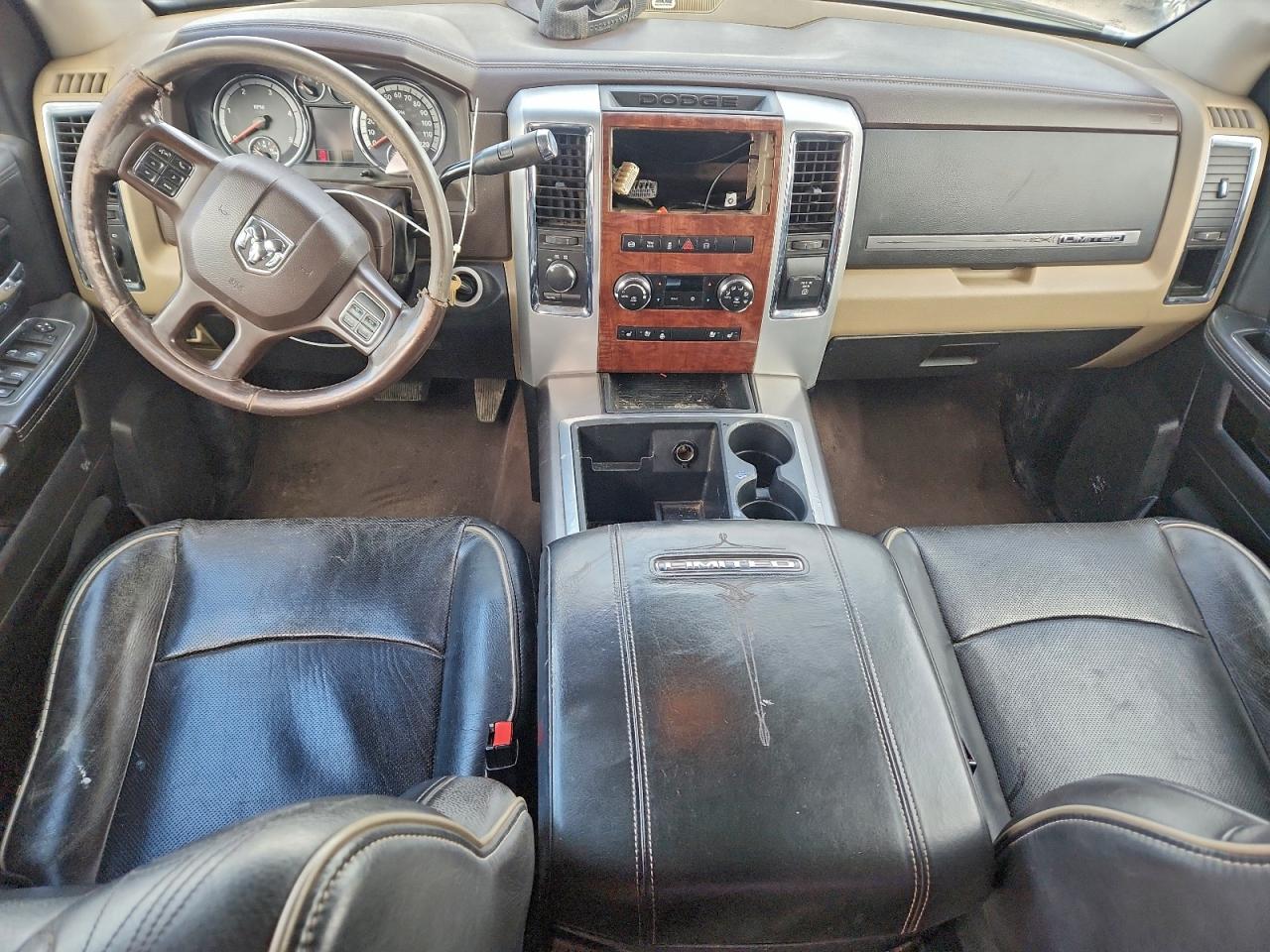 2012 DODGE RAM 3500 LARAMIE photo 22