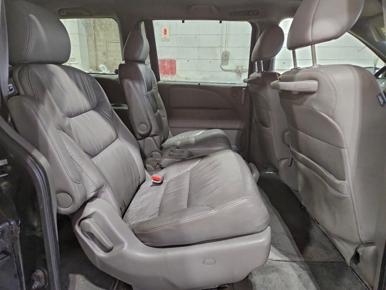 2010 HONDA ODYSSEY EXL photo 11