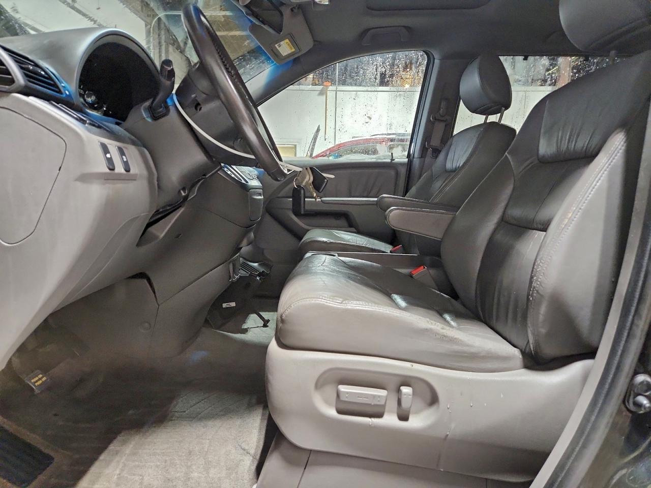 2010 HONDA ODYSSEY EXL photo 7