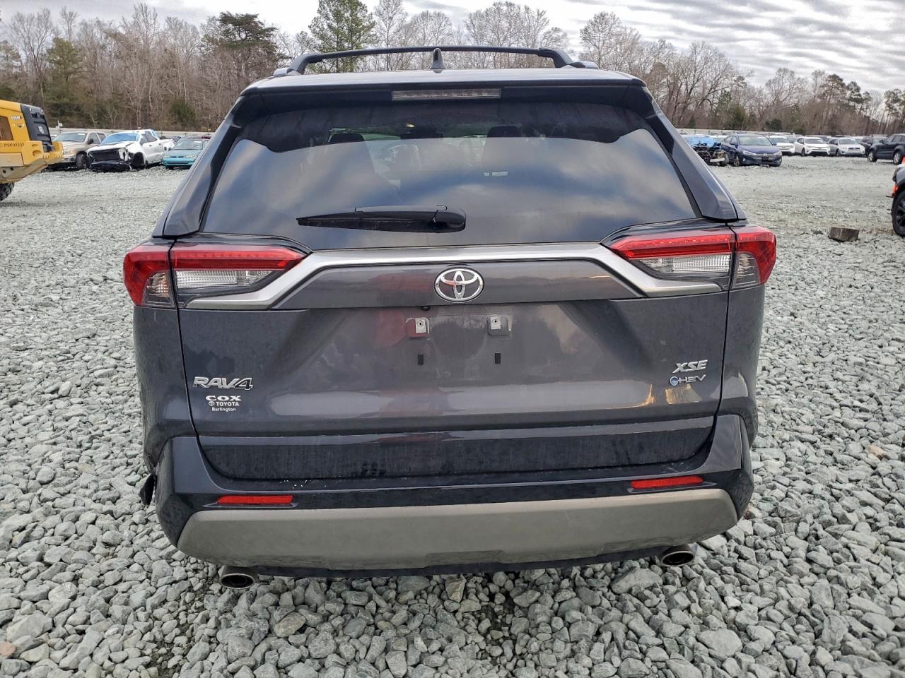 2025 TOYOTA RAV4 XSE photo 6