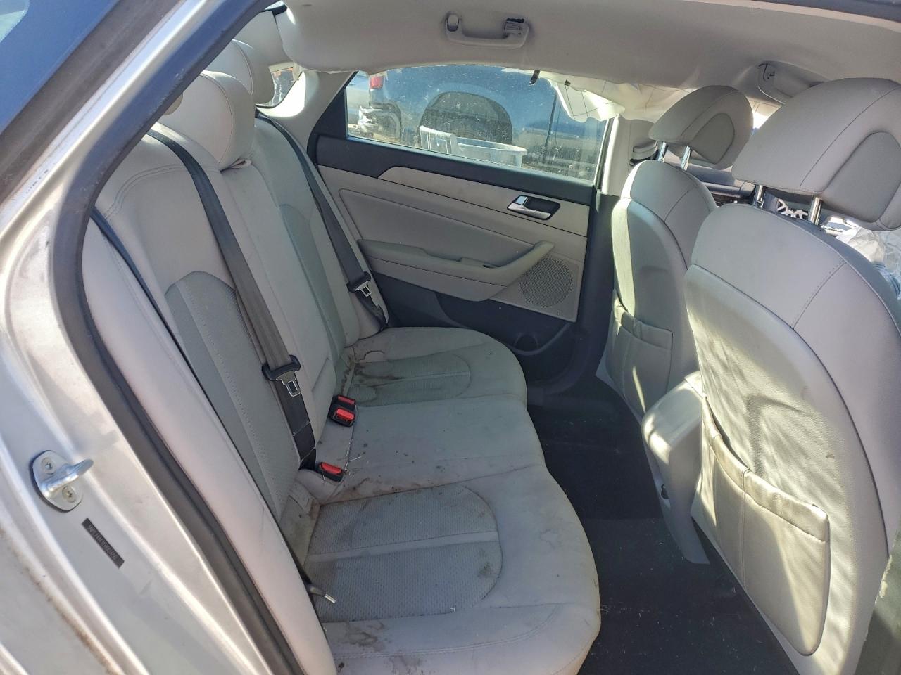 2015 HYUNDAI SONATA SE photo 10
