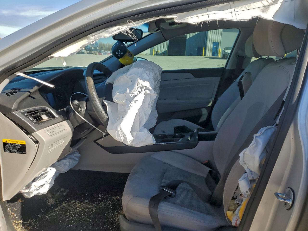 2015 HYUNDAI SONATA SE photo 7
