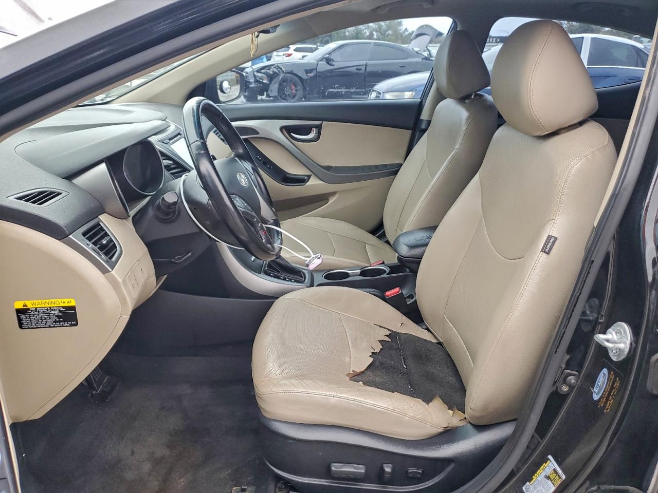 2015 HYUNDAI ELANTRA SE photo 13