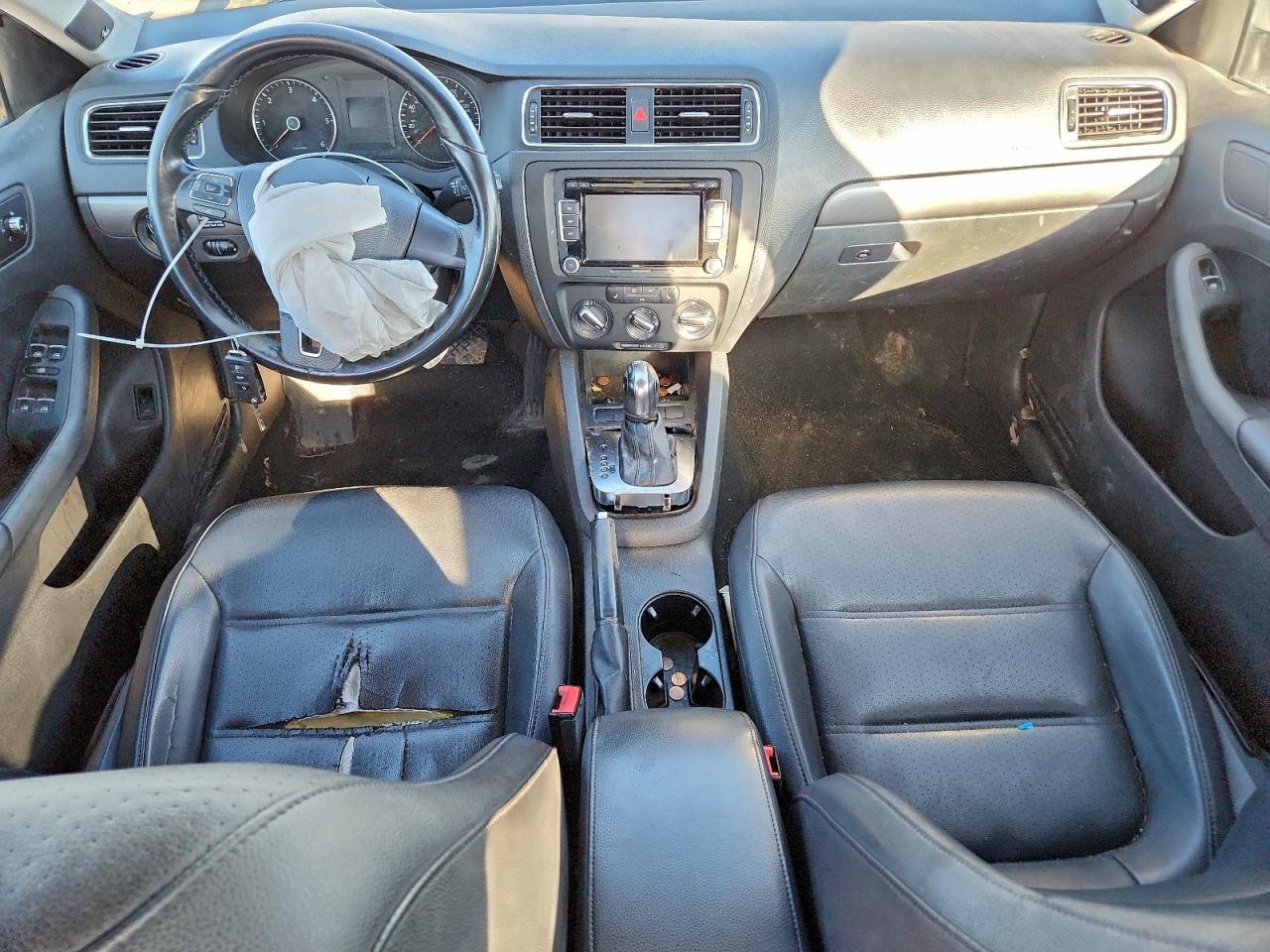 2013 VOLKSWAGEN JETTA TDI photo 15