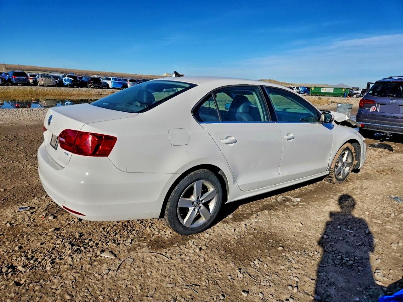 2013 VOLKSWAGEN JETTA TDI photo 5