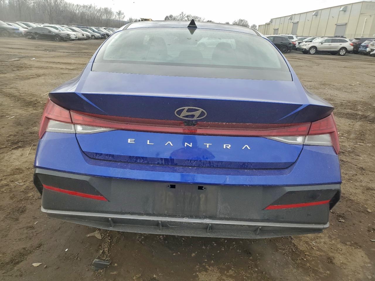 2024 HYUNDAI ELANTRA SEL photo 6