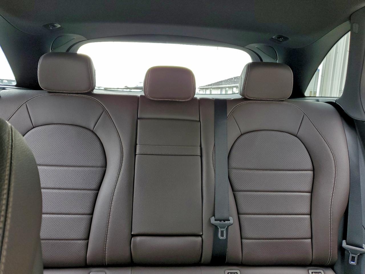 2017 MERCEDES-BENZ GLC 300 photo 10