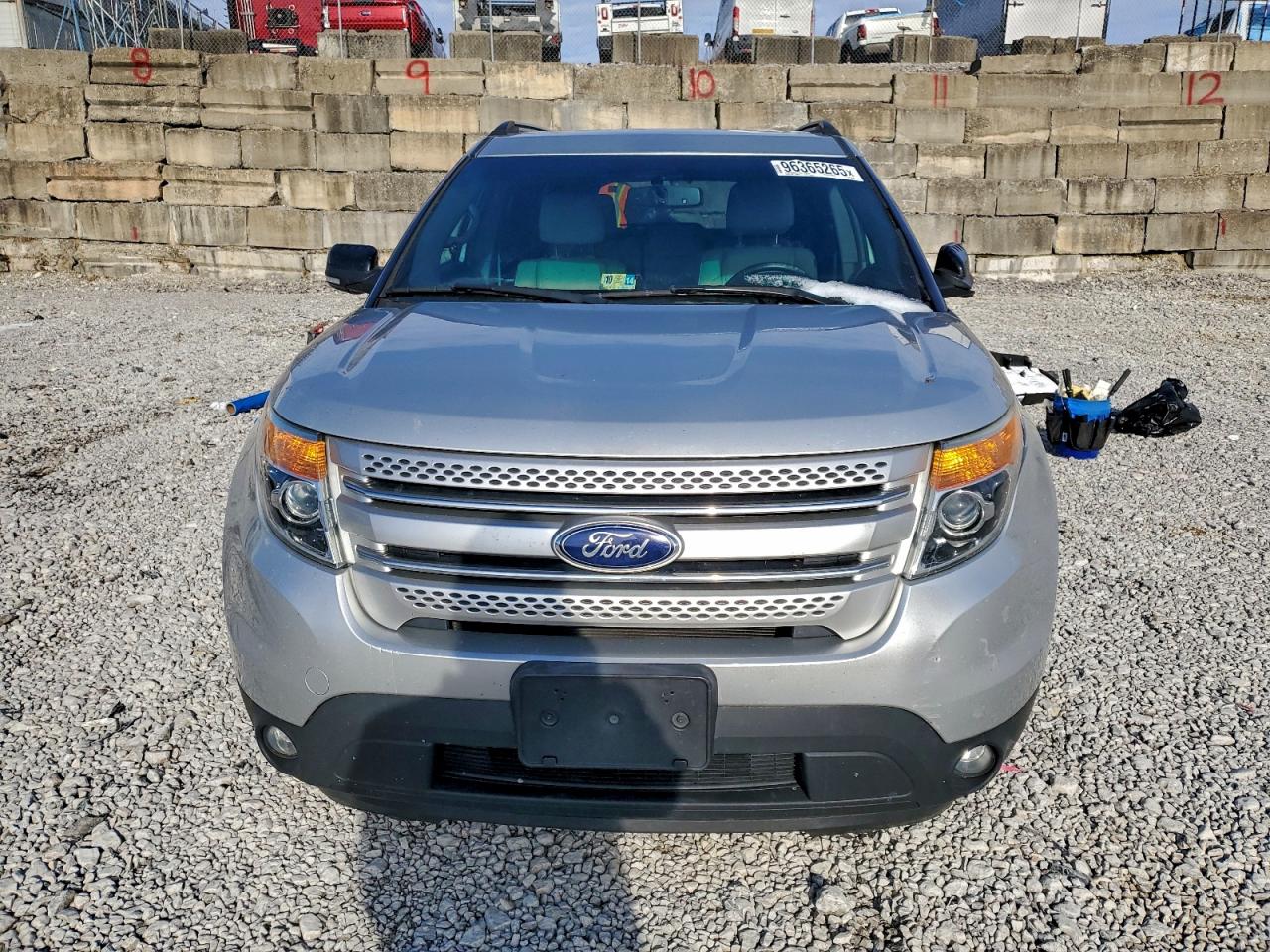 2013 FORD EXPLORER XLT photo 5