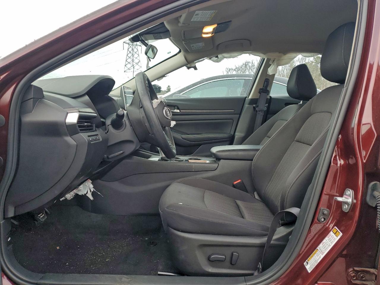 2025 NISSAN ALTIMA SV photo 13