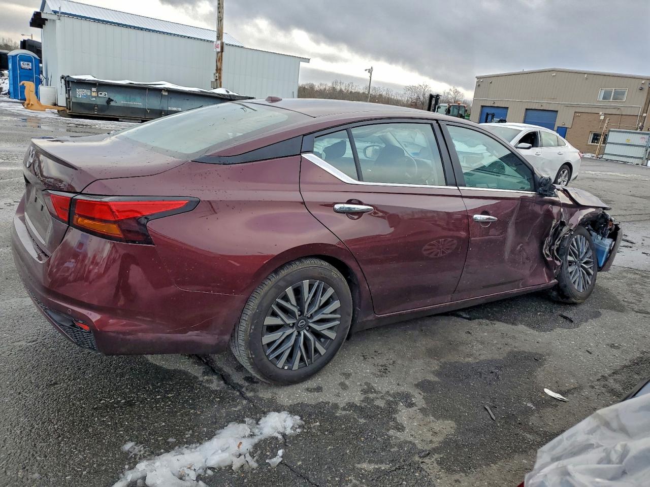 2025 NISSAN ALTIMA SV photo 5