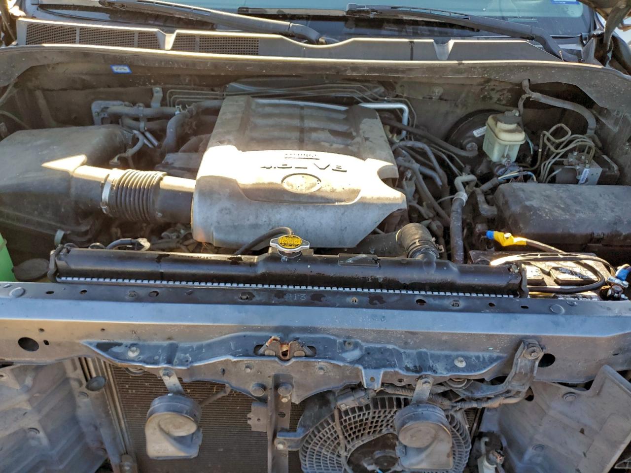 2010 TOYOTA SEQUOIA SR5 photo 23