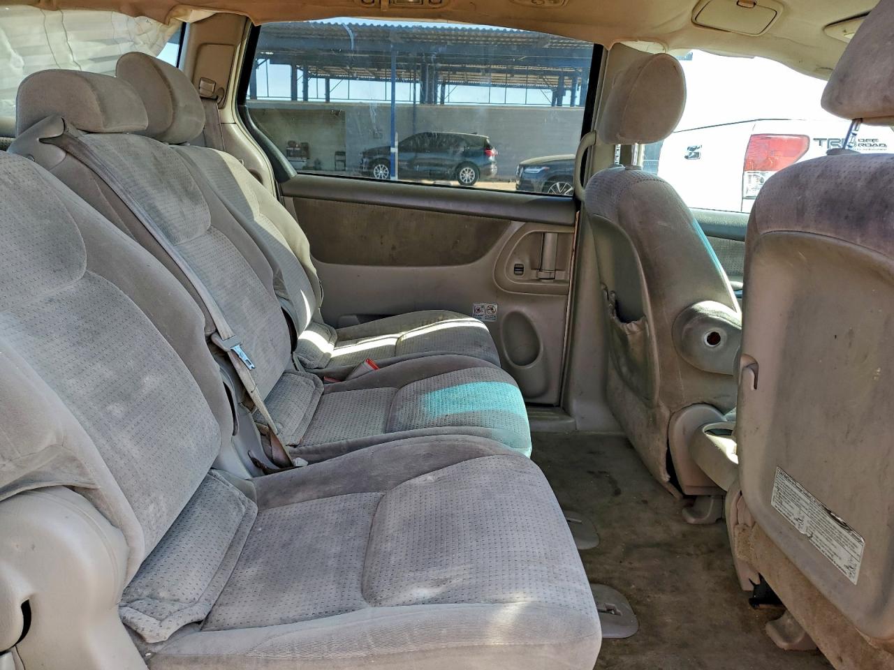 2008 TOYOTA SIENNA CE photo 11