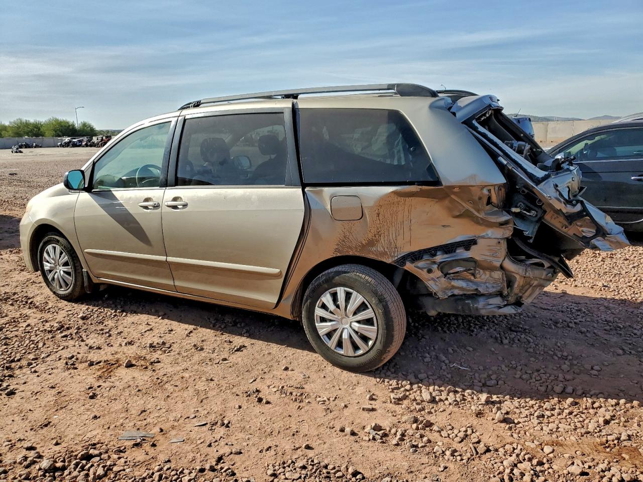 2008 TOYOTA SIENNA CE photo 2