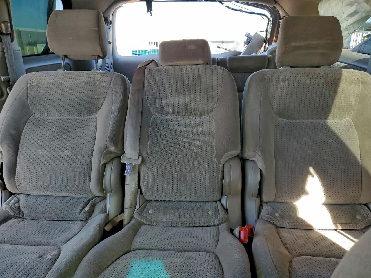 2008 TOYOTA SIENNA CE photo 10