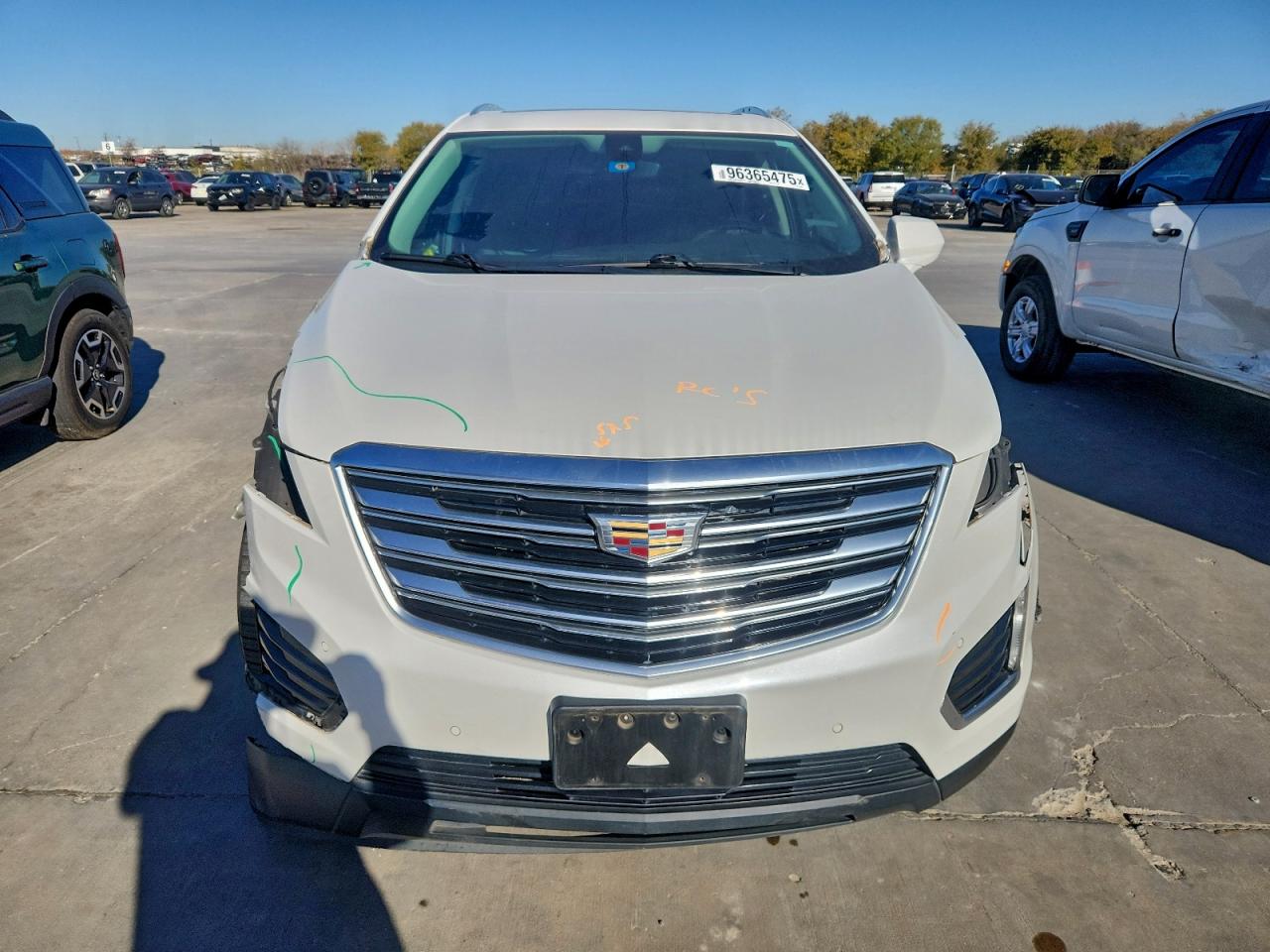 2017 CADILLAC XT5 LUXURY photo 5