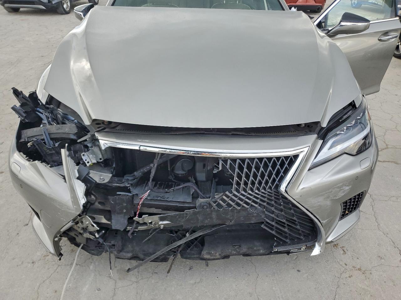 2022 LEXUS LS 500 BASE photo 31