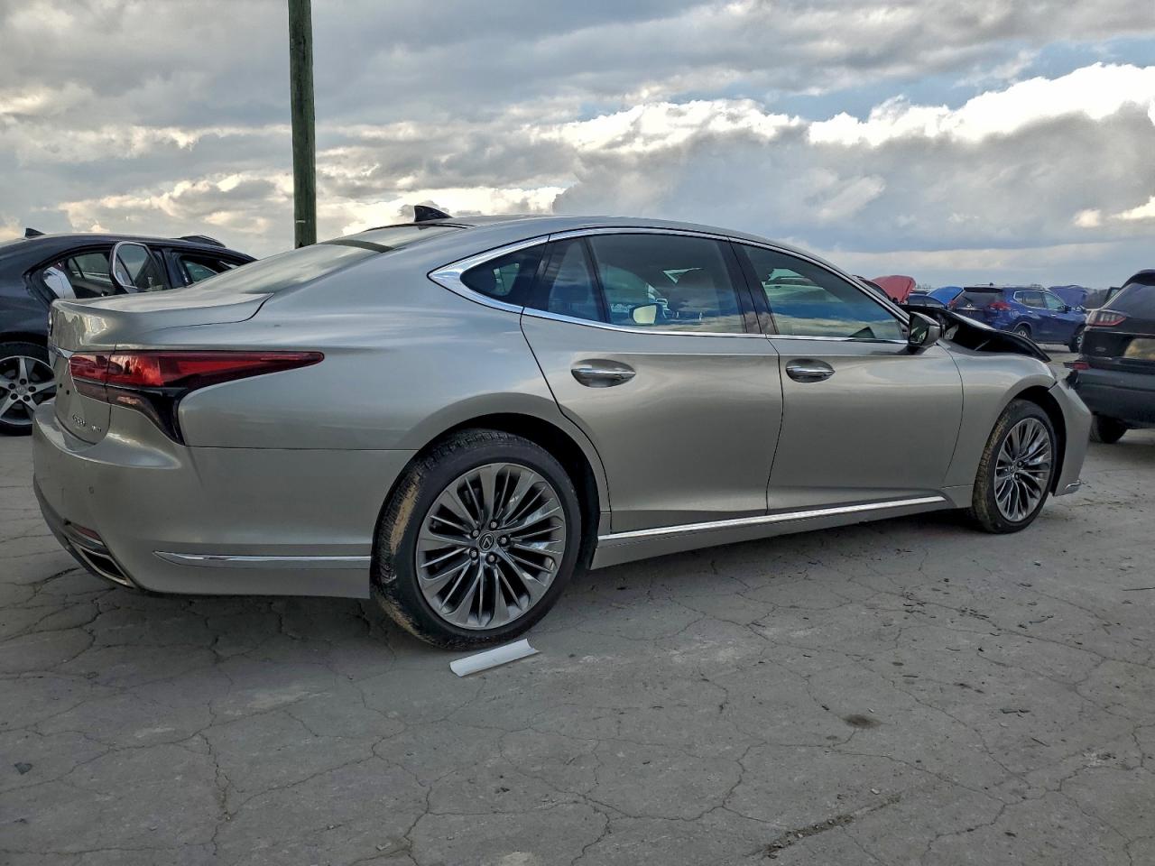 2022 LEXUS LS 500 BASE photo 7