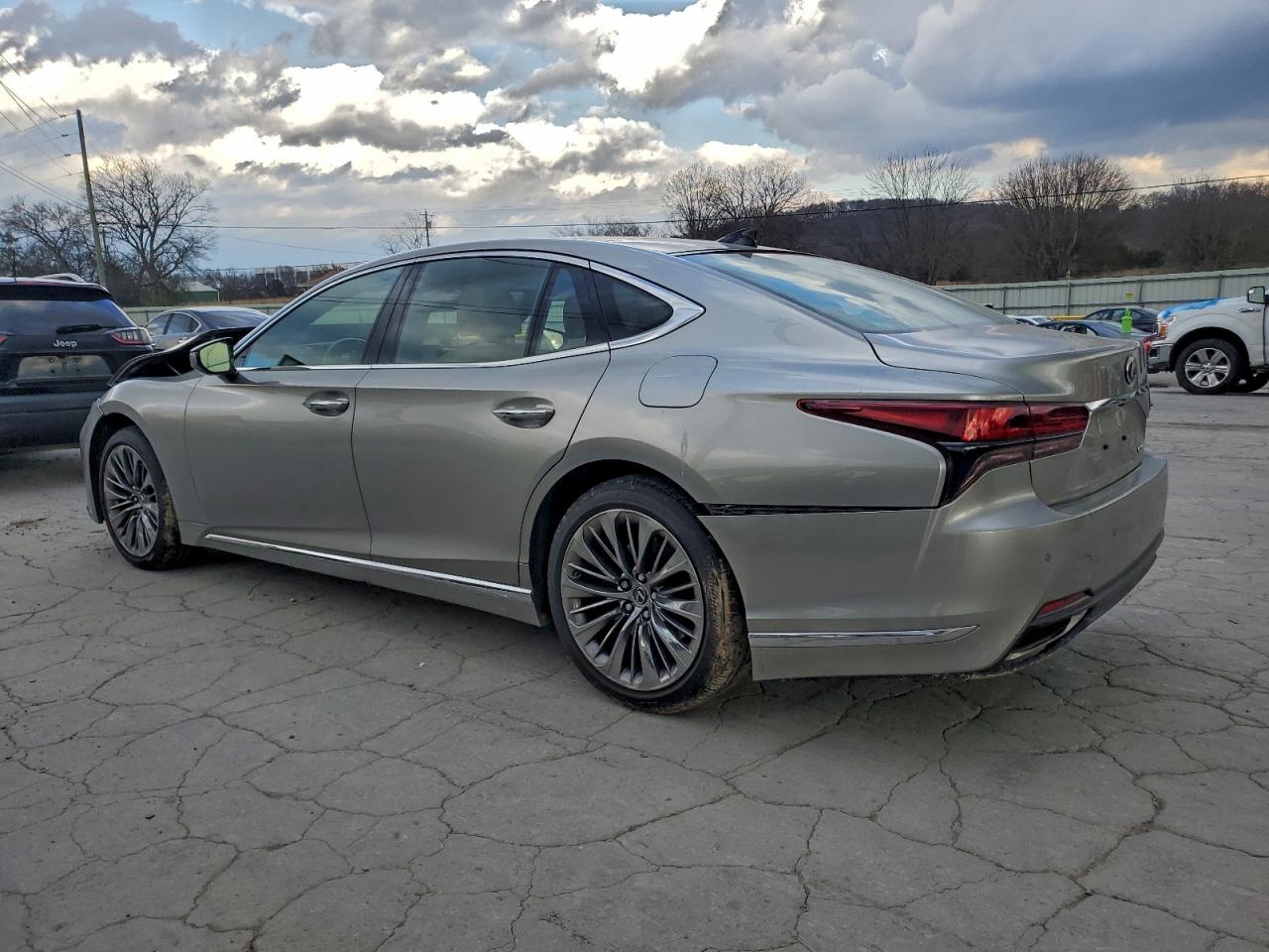2022 LEXUS LS 500 BASE photo 4