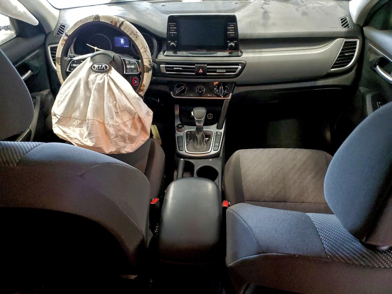 2021 KIA SELTOS LX photo 8