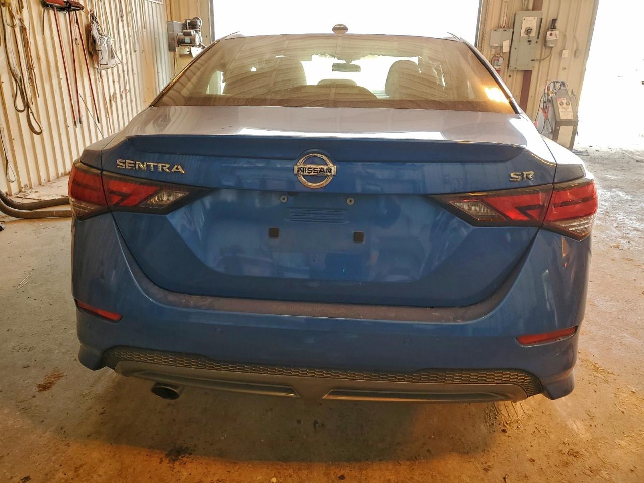 2022 NISSAN SENTRA SR photo 6