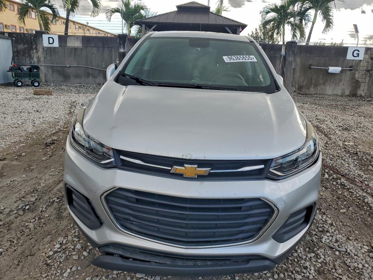 2020 CHEVROLET TRAX LS photo 5