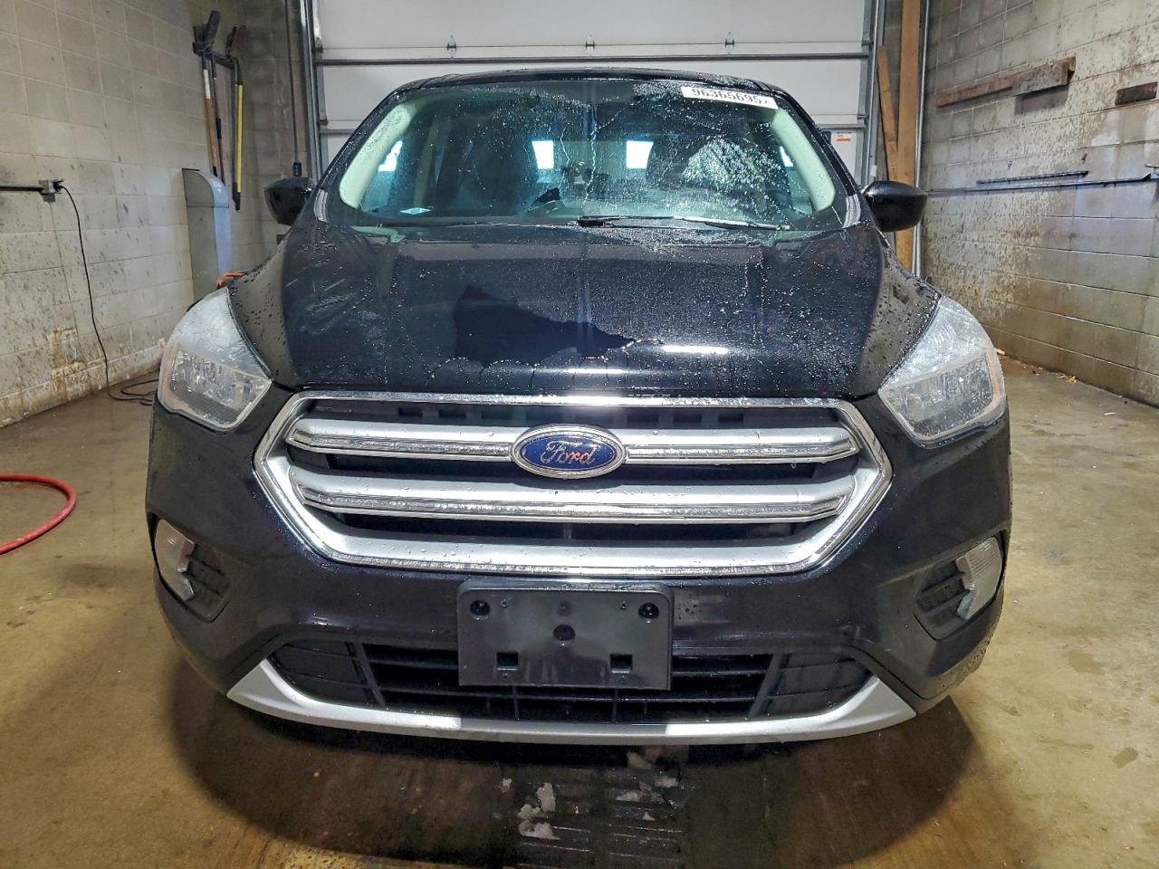 2017 FORD ESCAPE SE photo 9