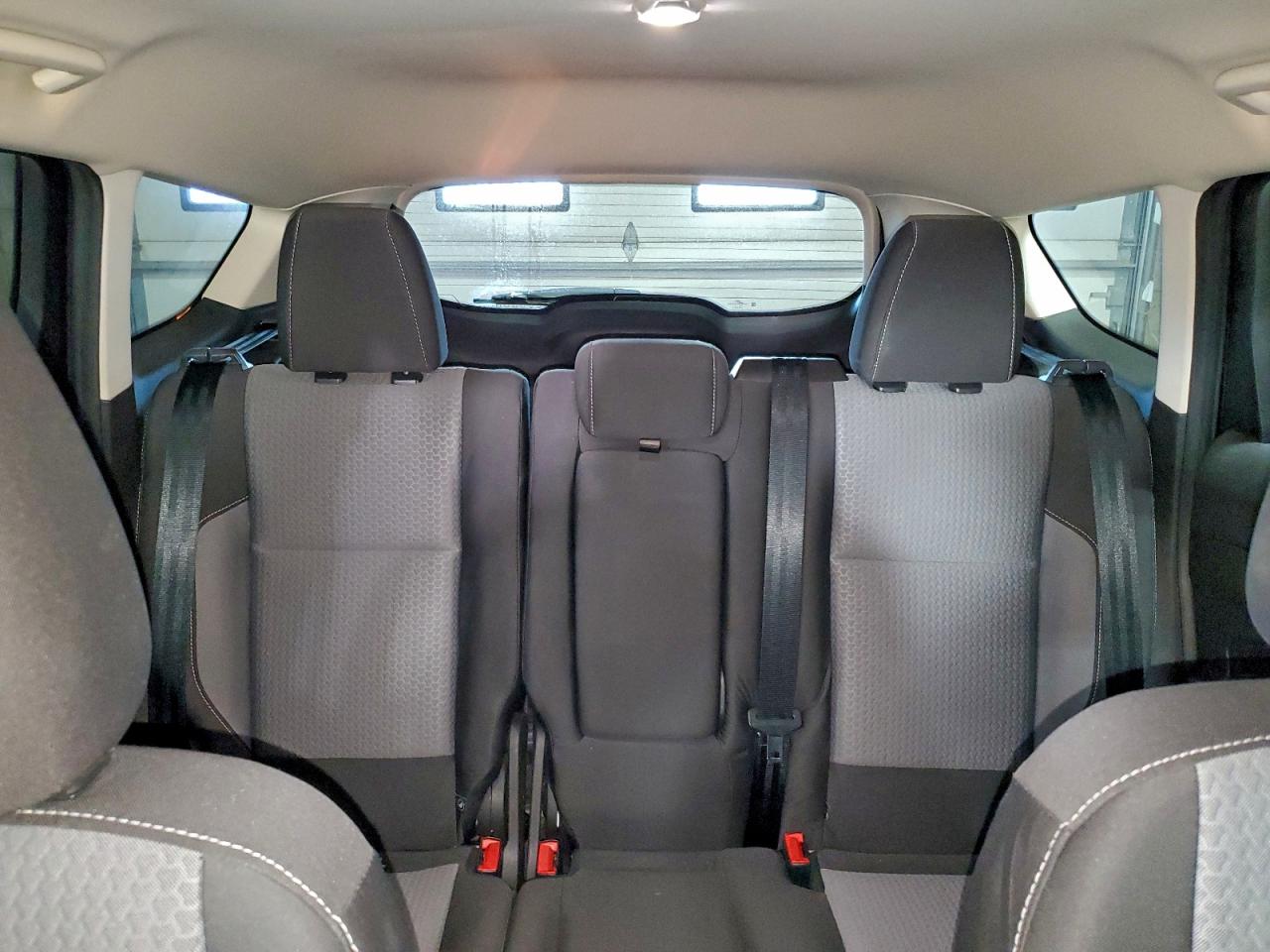 2017 FORD ESCAPE SE photo 19
