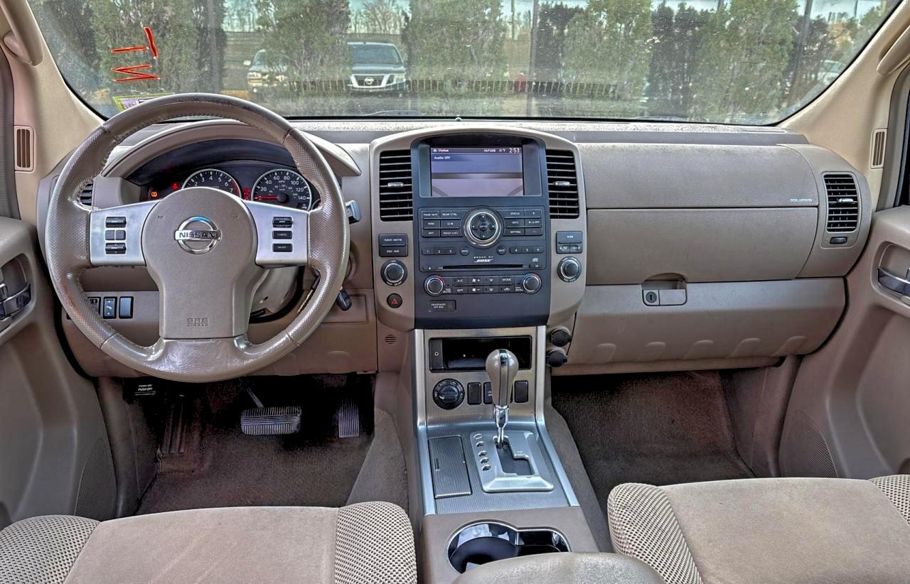 2008 NISSAN PATHFINDER LE photo 9