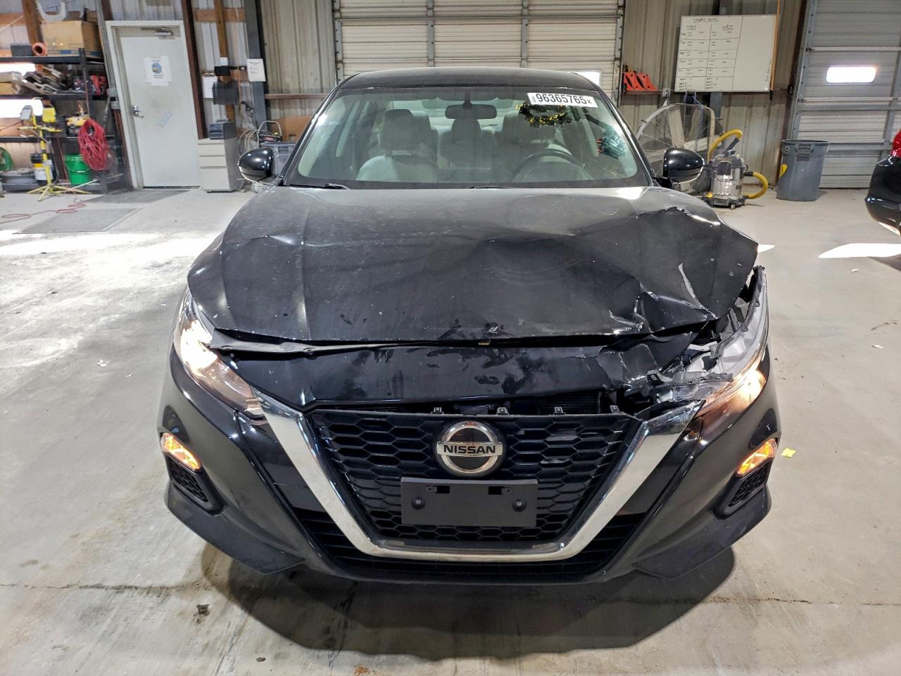 2019 NISSAN ALTIMA S photo 5