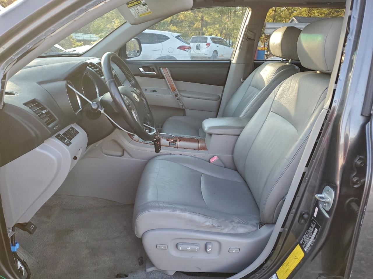 2009 TOYOTA HIGHLANDER LIMITED photo 7