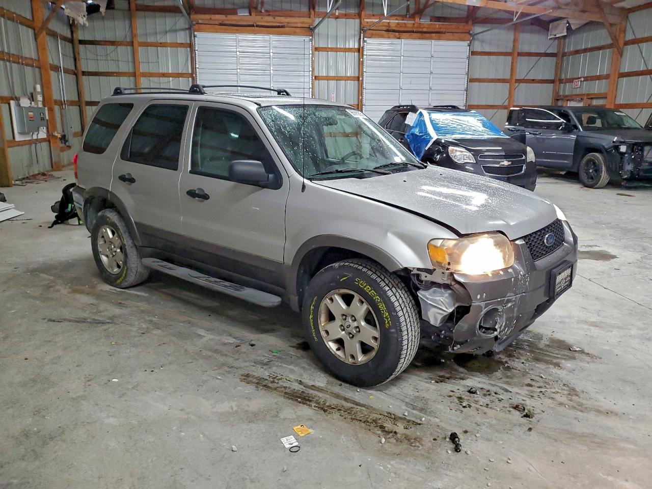 2006 FORD ESCAPE XLT photo 4
