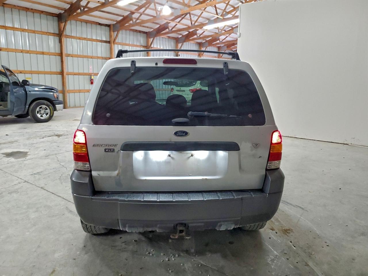 2006 FORD ESCAPE XLT photo 6