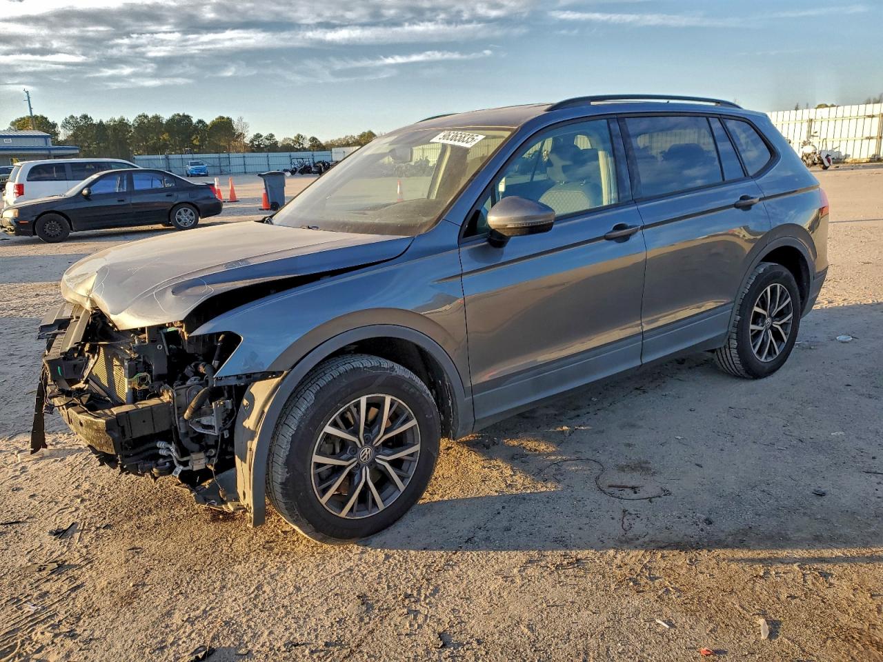 2021 VOLKSWAGEN TIGUAN