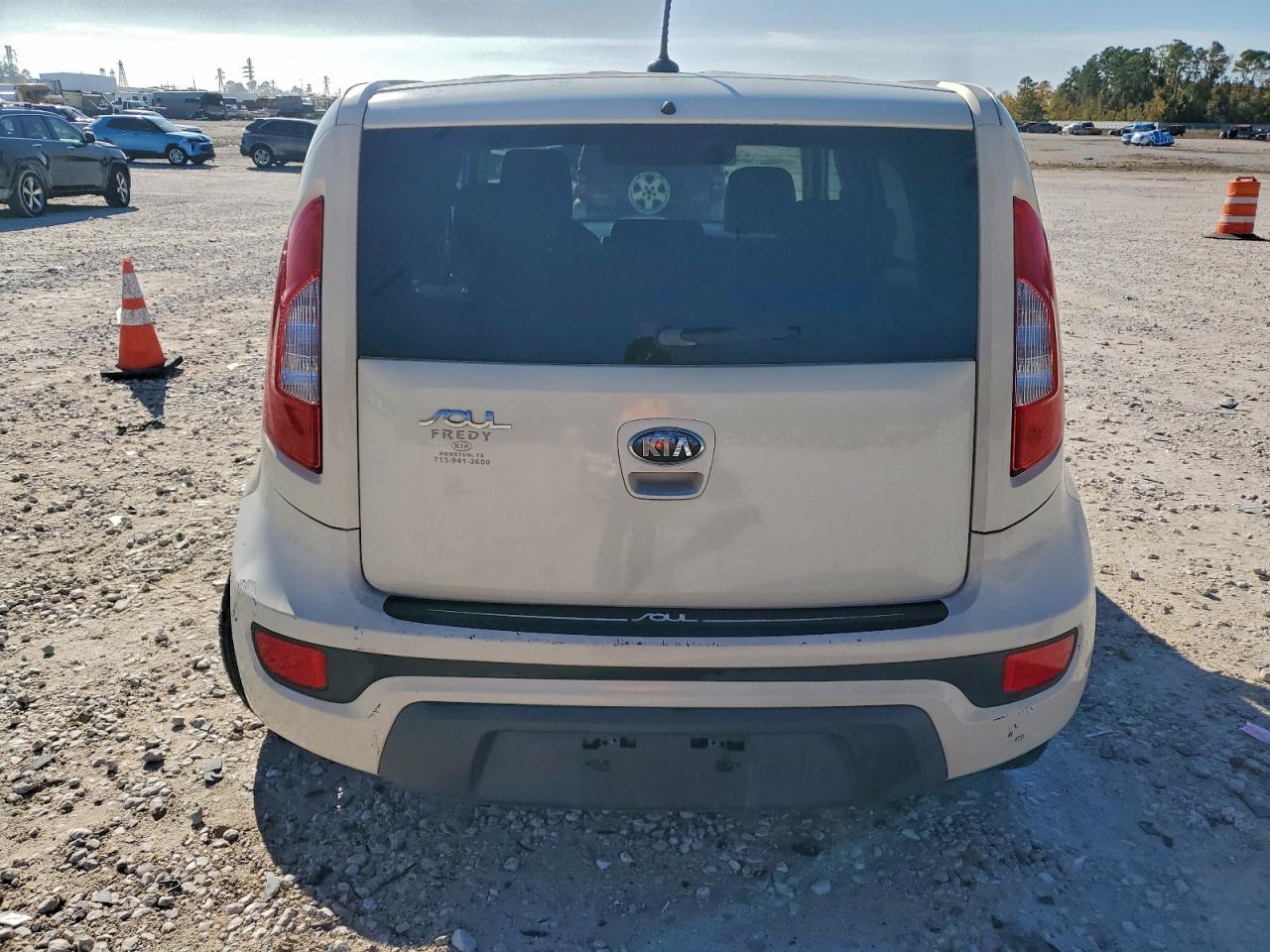 2013 KIA SOUL photo 6