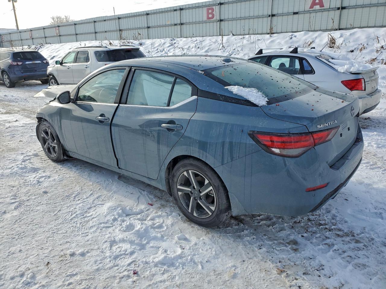 2025 NISSAN SENTRA SV photo 2