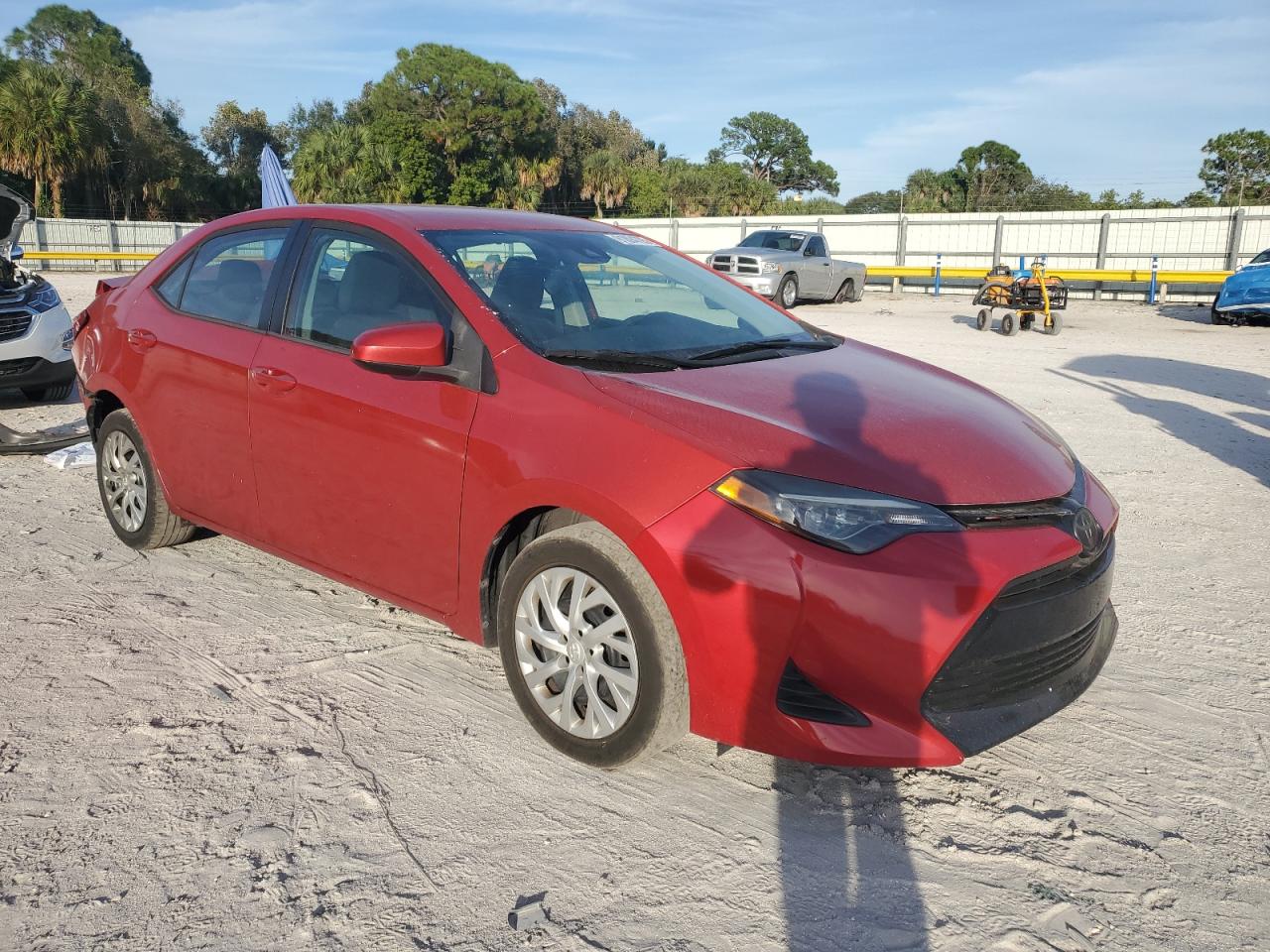 2019 TOYOTA COROLLA L photo 10